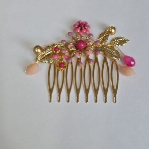 Peina perla maquillaje