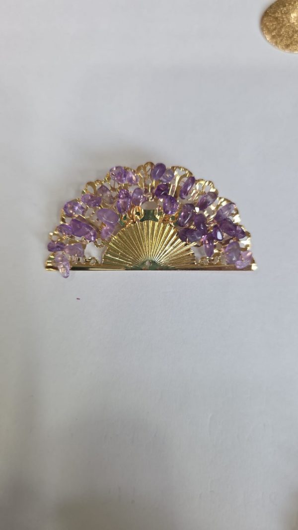 Broche perlas malva