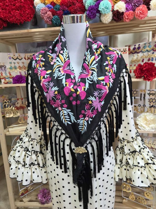 Traje de Flamenca Sevilla beige