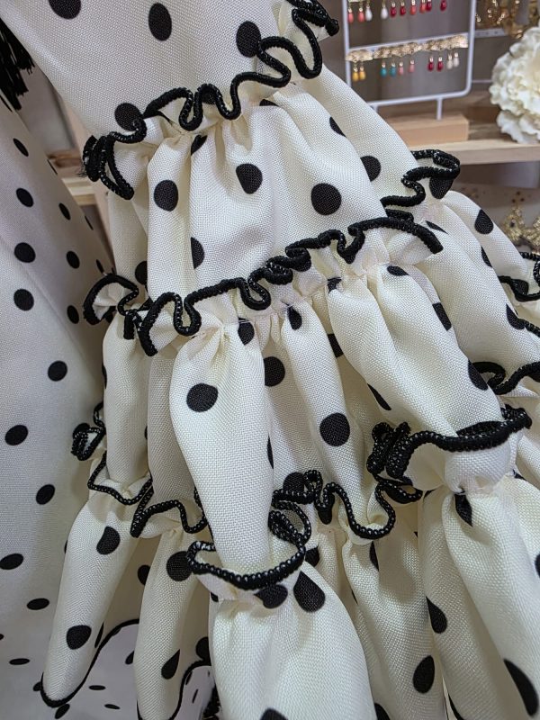 Traje de Flamenca Sevilla beige fleco