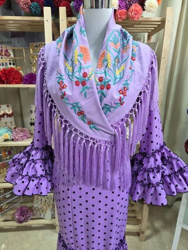 Traje de Flamenca Sevilla malva lunar negro manton