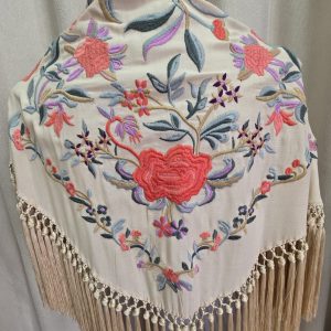 Mantoncillo castañuela beig