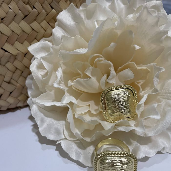 Anillo mantoncillo cuadrado