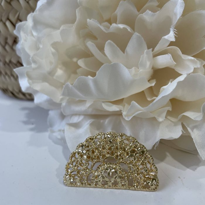 Broche abanico calado