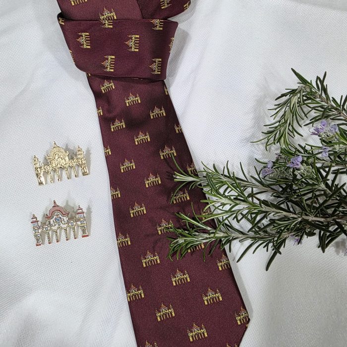 Corbata portada 2026