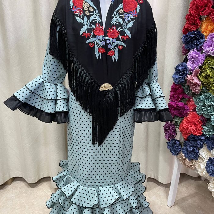 Macarena empolvado lunar negro