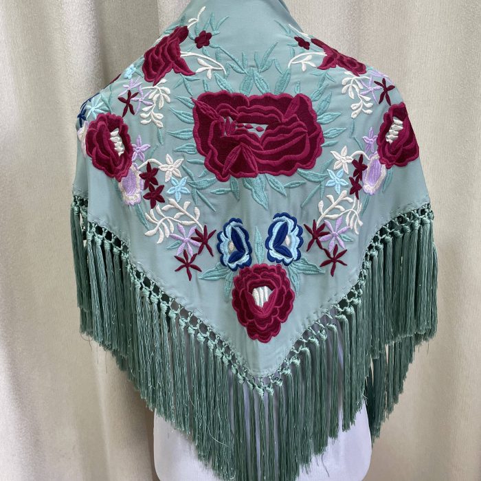 Mantoncillo Tango empolvado y buganvilla