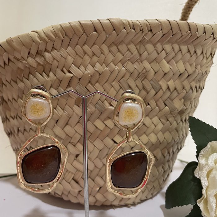 Pendiente Diana marrón