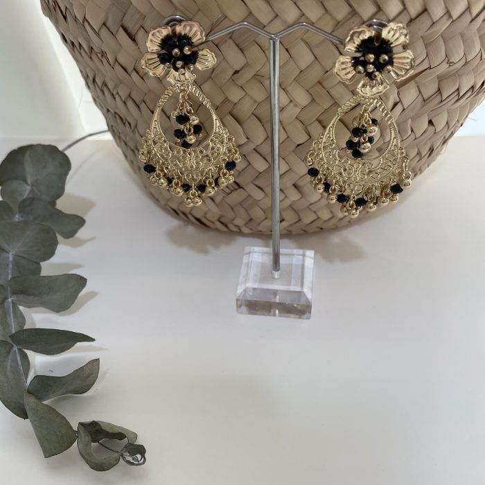 Pendiente María negro